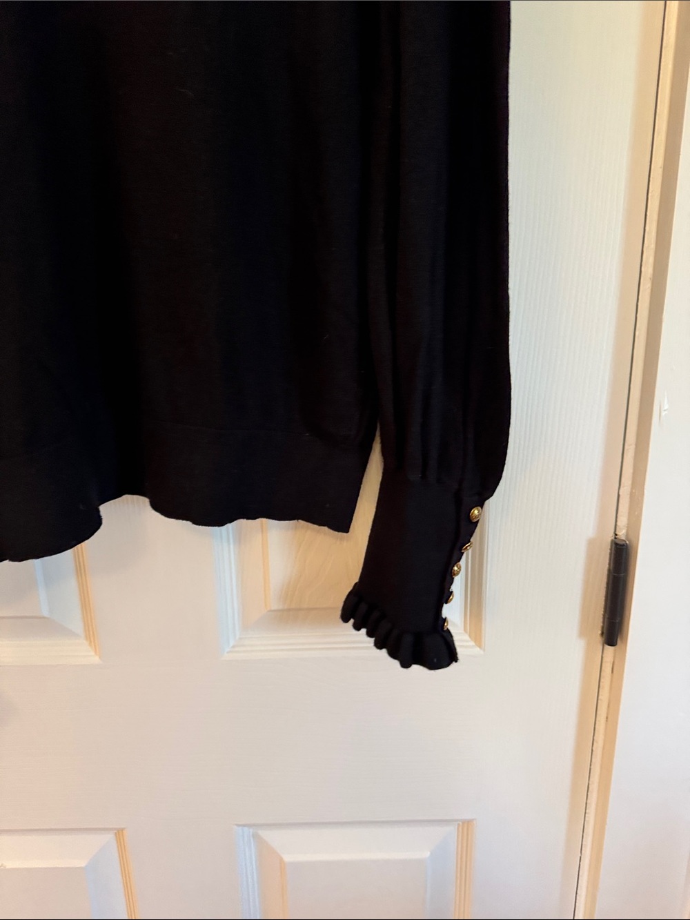 Lauren Ralph Lauren Black V-Neck Ruffle Cuff Sweater - Picture 6 of 8